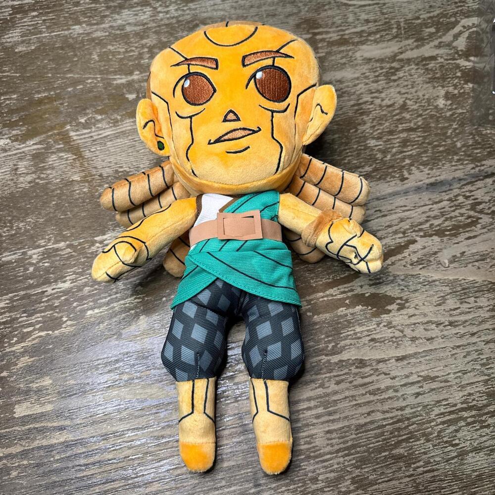 Stormlight reacher plush